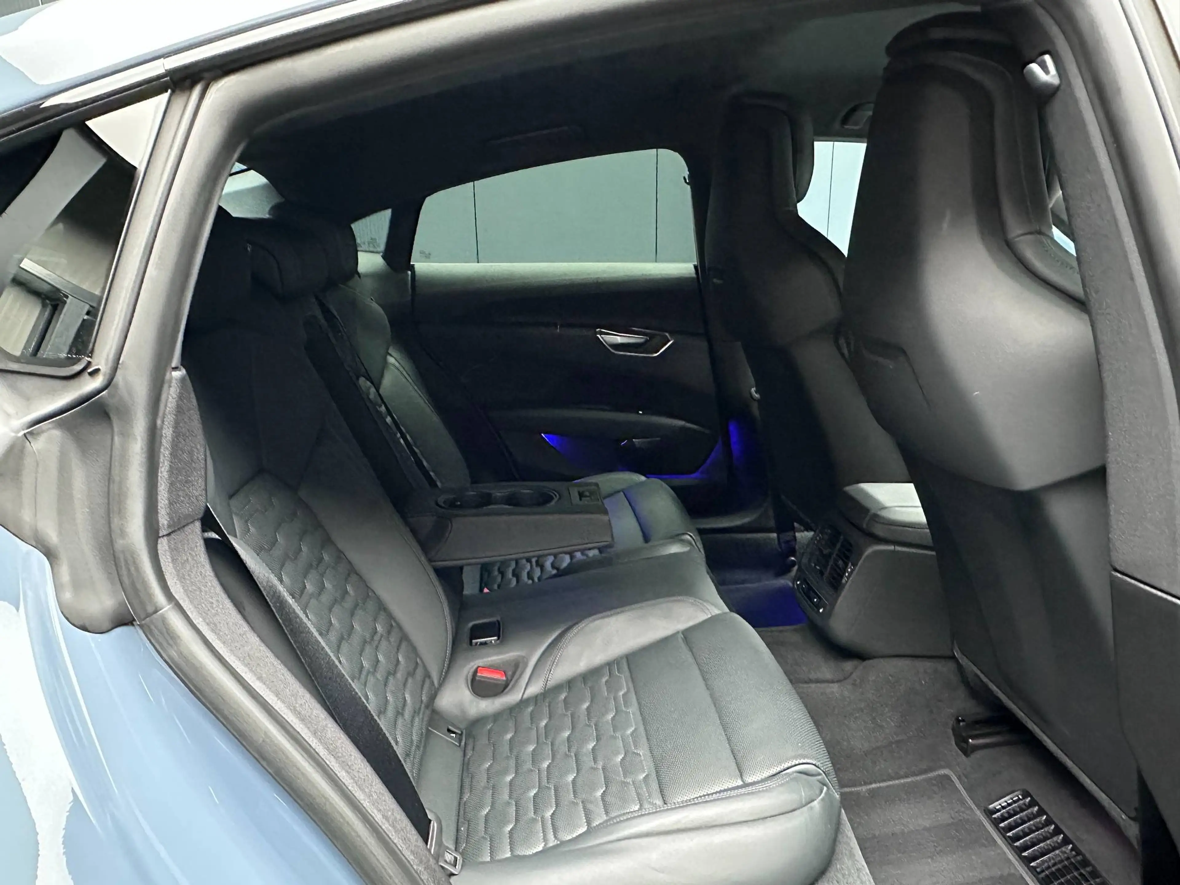Audi e-tron GT quattro *Garantie 2029*CARBON*21Zoll*LASER*HuD* — photo 33