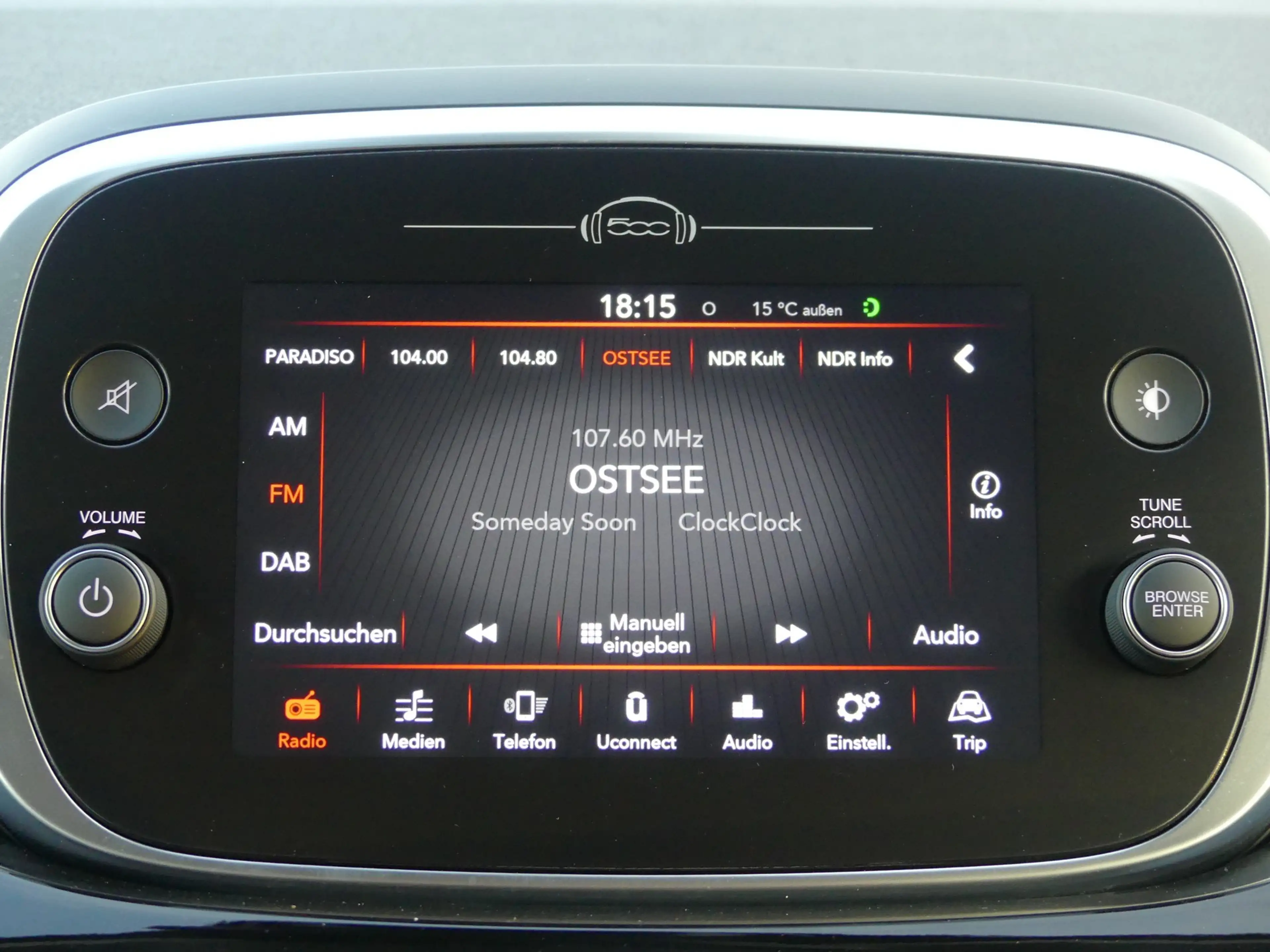 Fiat 500X 1.0 120th LED Tempomat Sitzheizung PDC USB — photo 10