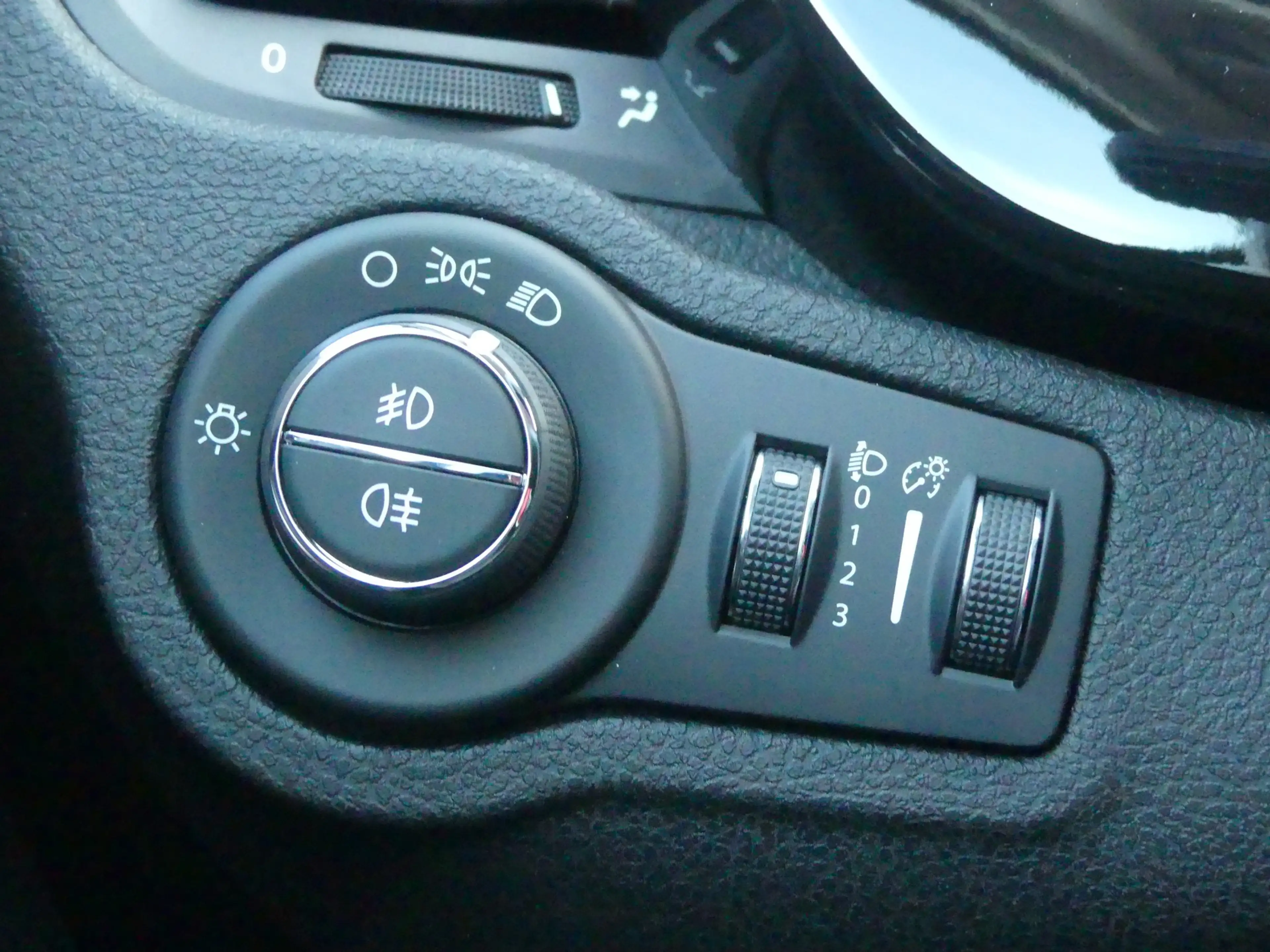Fiat 500X 1.0 120th LED Tempomat Sitzheizung PDC USB — photo 24