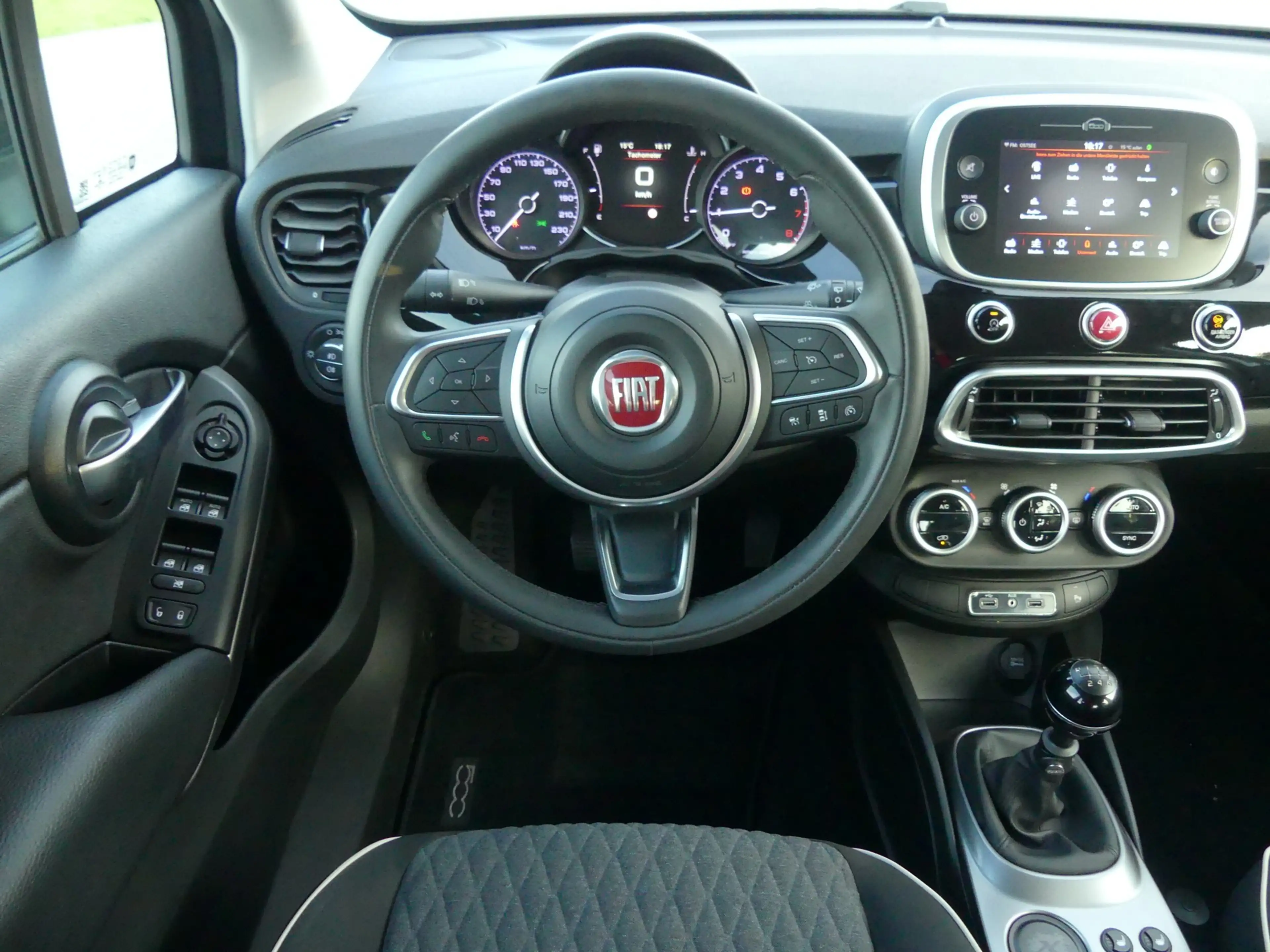 Fiat 500X 1.0 120th LED Tempomat Sitzheizung PDC USB — photo 9