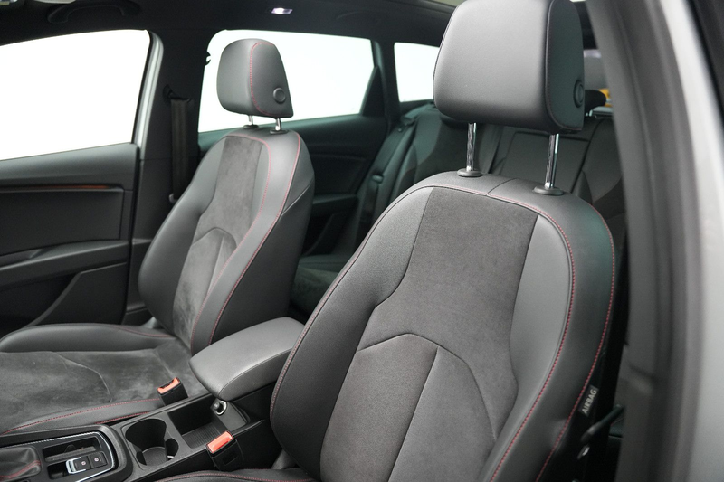 SEAT Leon ST FR//ACC/LED/PANORAMA/APPLE-CAR/KAMERA — photo 14