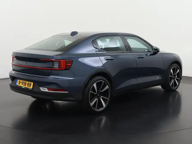 Polestar 2 view 4