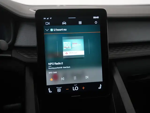 Polestar 2 view 12