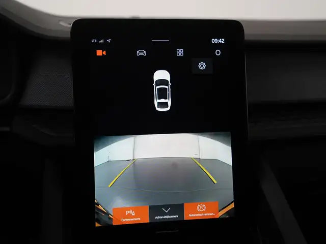 Polestar 2 view 21