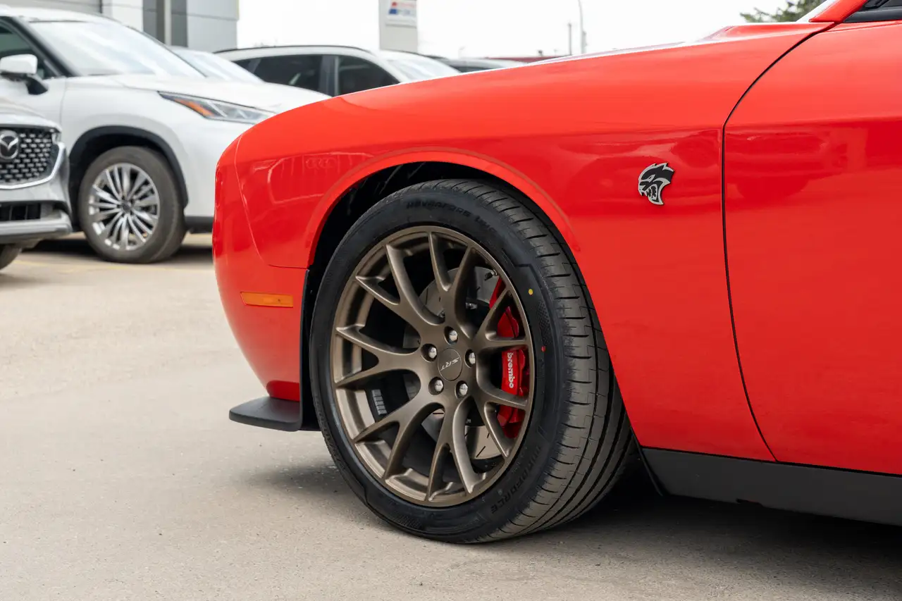 Dodge Challenger photo Dodge Challenger