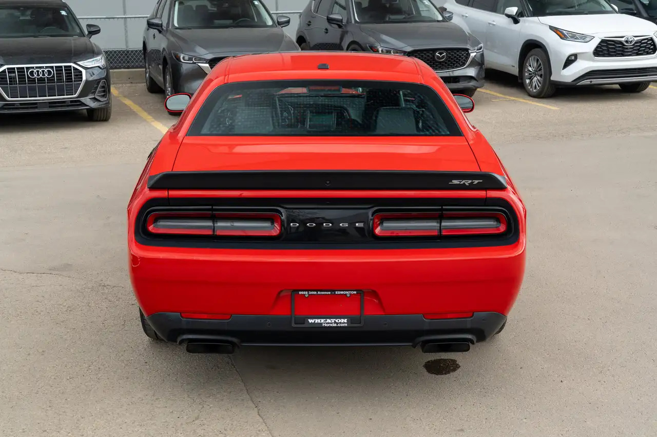Dodge Challenger photo Dodge Challenger
