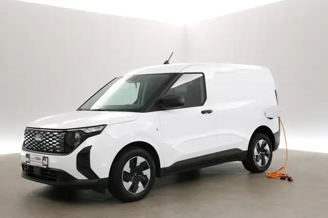 Ford Courier view 8