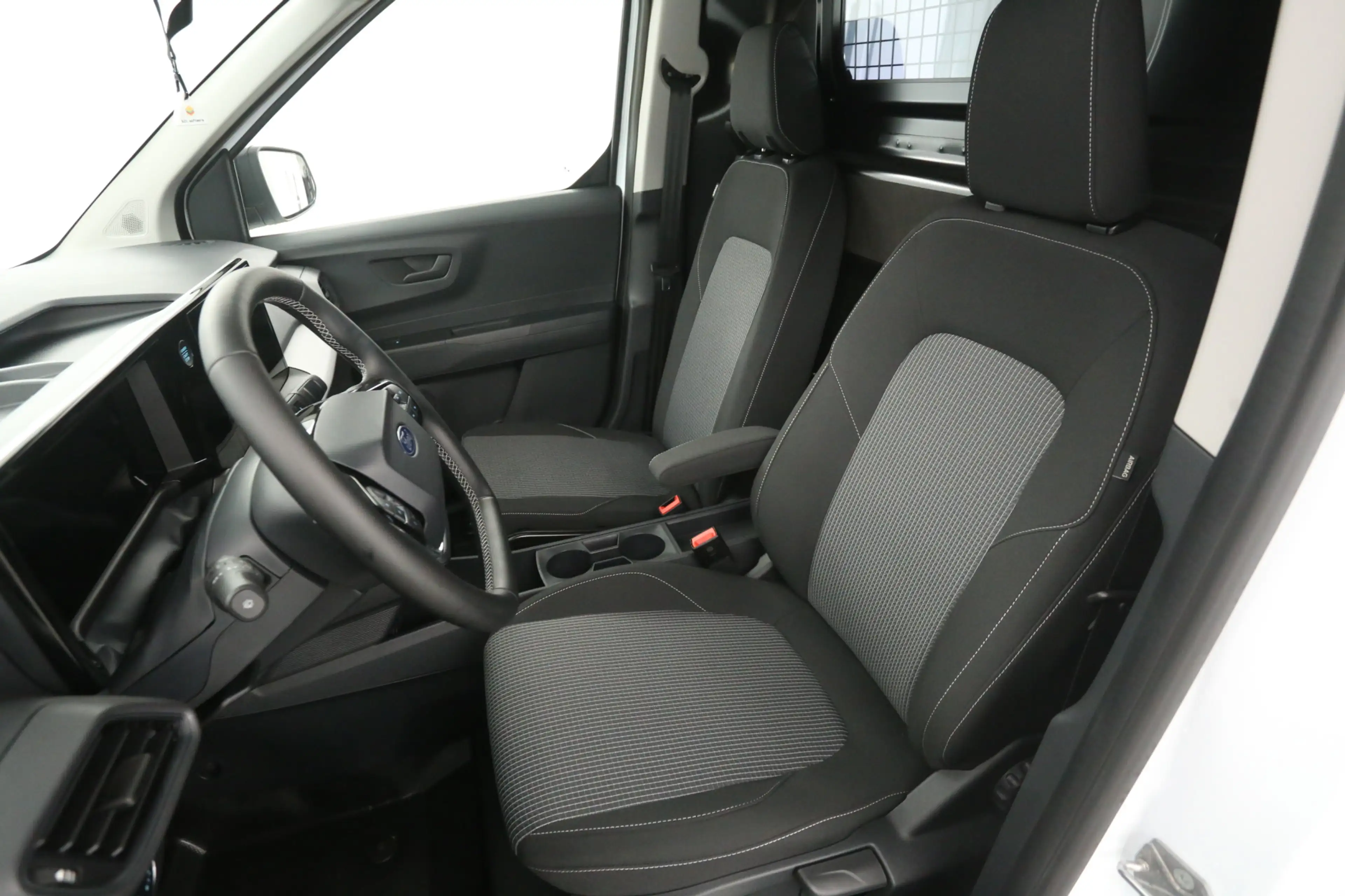 Ford Courier e-Courier 54 kWh 136PK | Snelladen | Virtual | Cam — photo 9