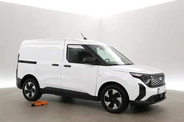 Ford Courier view 6