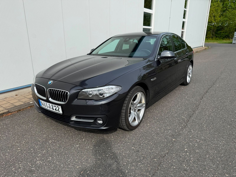 BMW 530 5 Limousine 530 d xDrive — photo 12