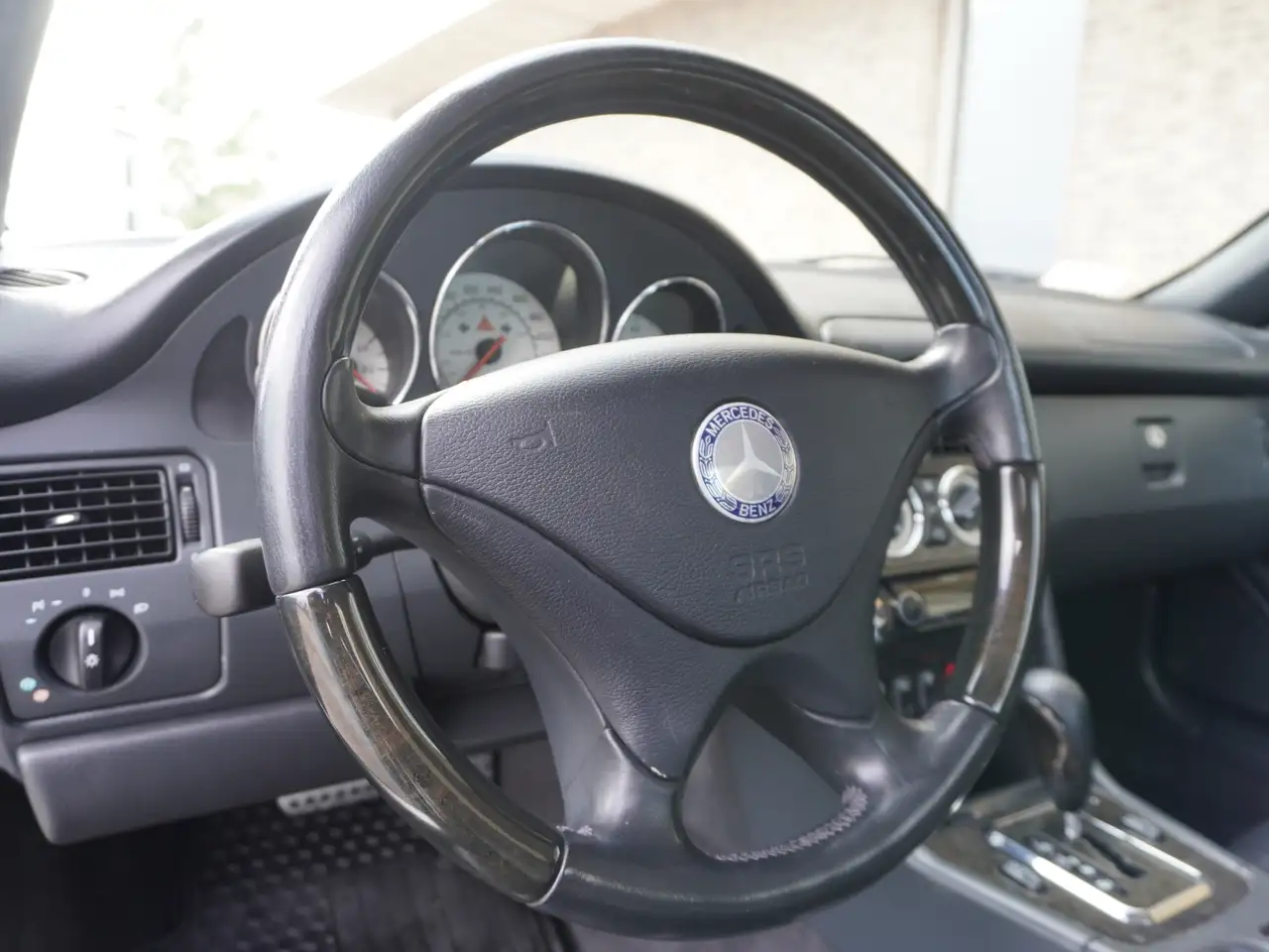 Mercedes-Benz SLK photo Mercedes-Benz SLK