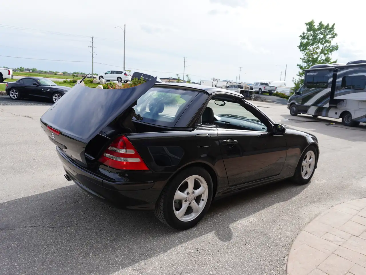 Mercedes-Benz SLK photo Mercedes-Benz SLK