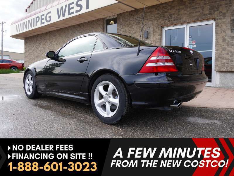 2004 Mercedes-Benz SLK Convertible Rear-Wheel Drive 6-Speed Manual