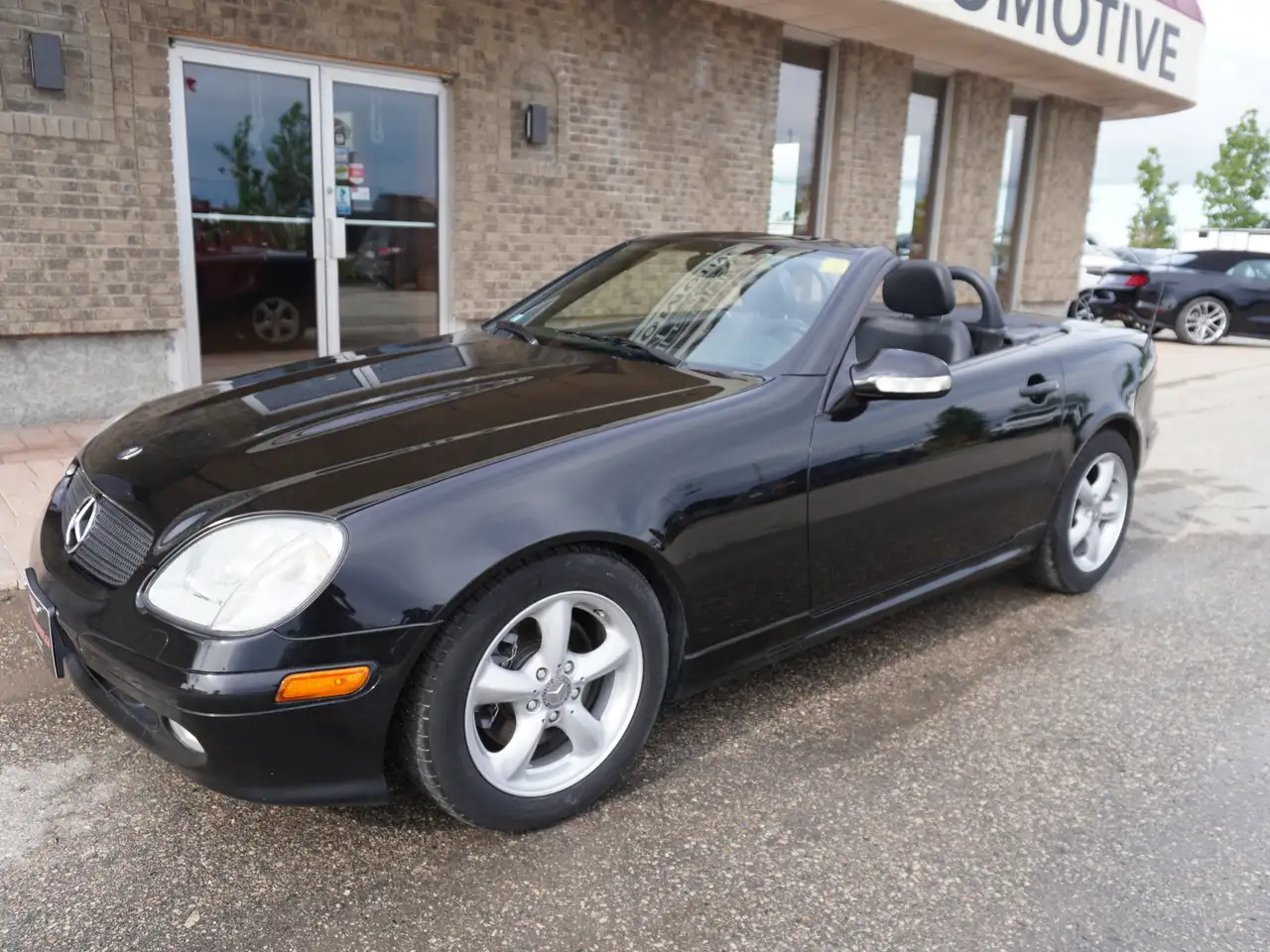 Mercedes-Benz SLK photo Mercedes-Benz SLK