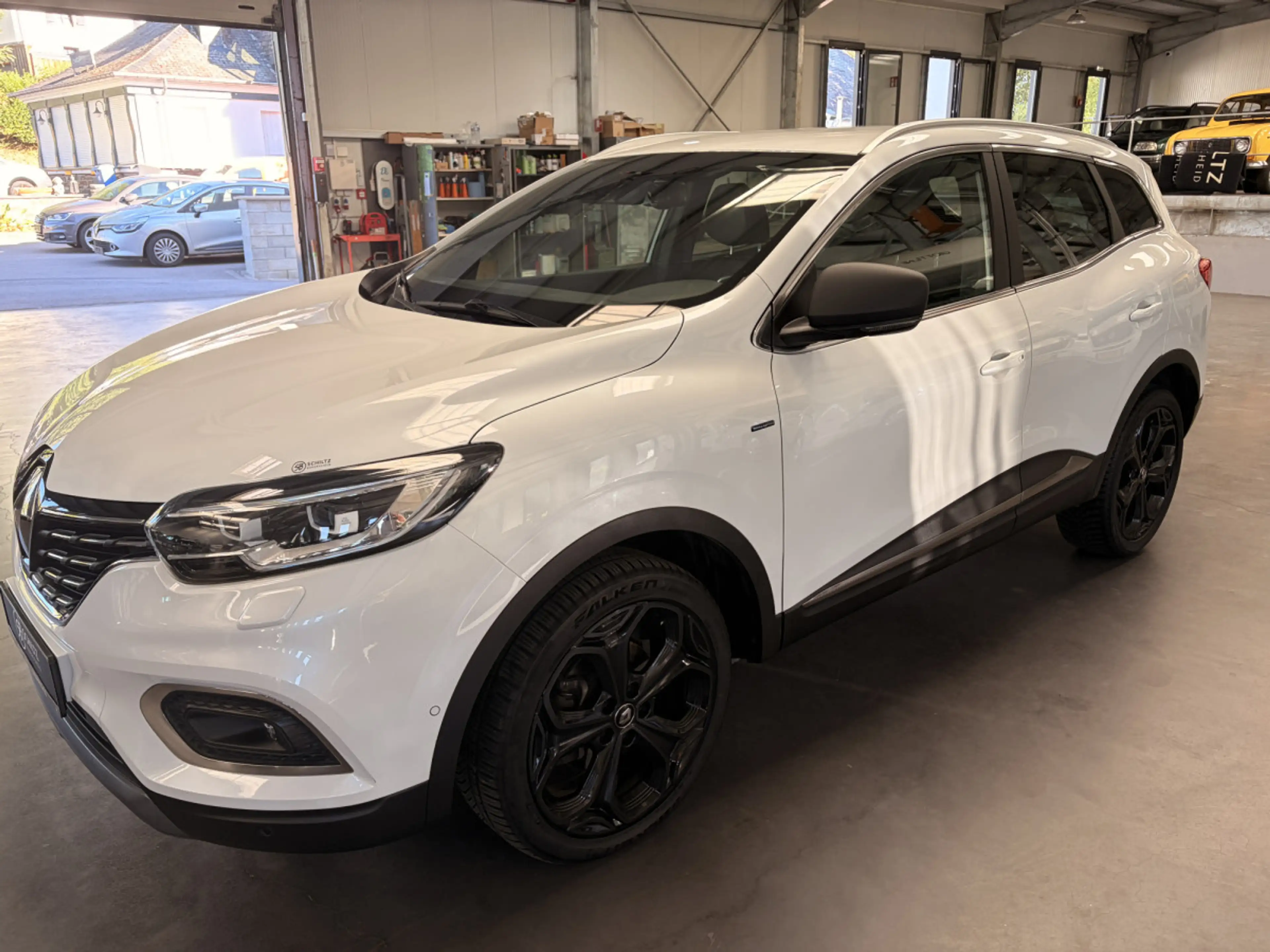 Renault Kadjar 1.3 TCe Black Edition 159HP — photo 6