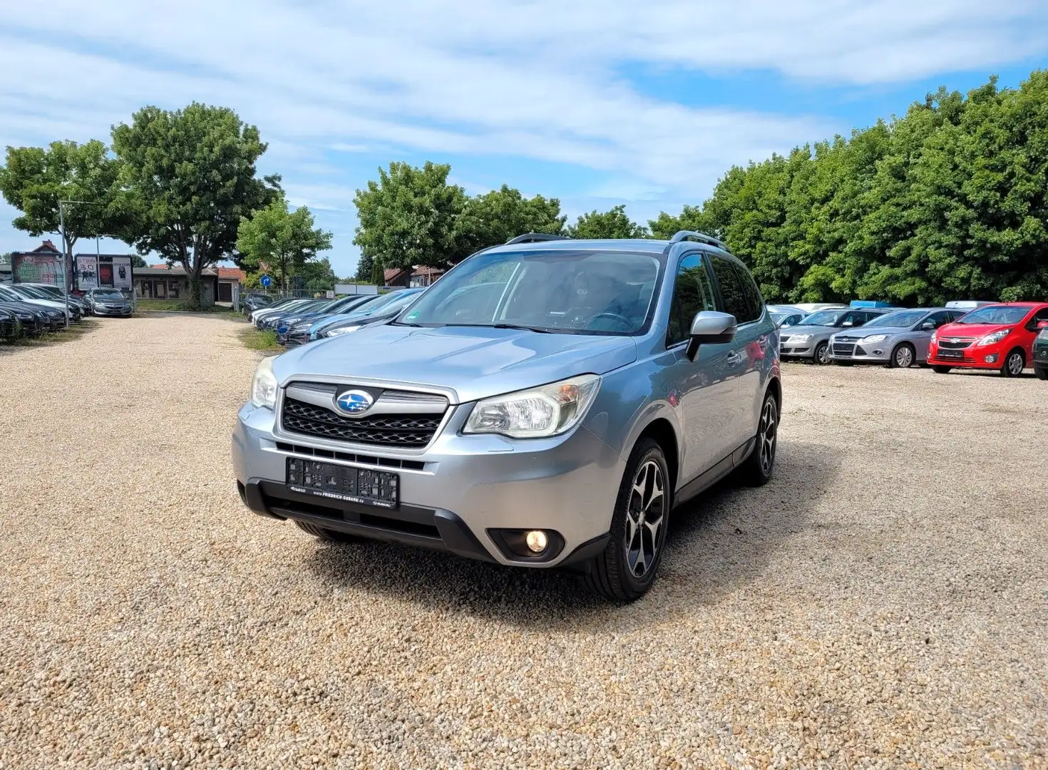 Subaru Forester Premium Edition 35*Navi*LMF*R-Cam*TÜV* Szary - 1