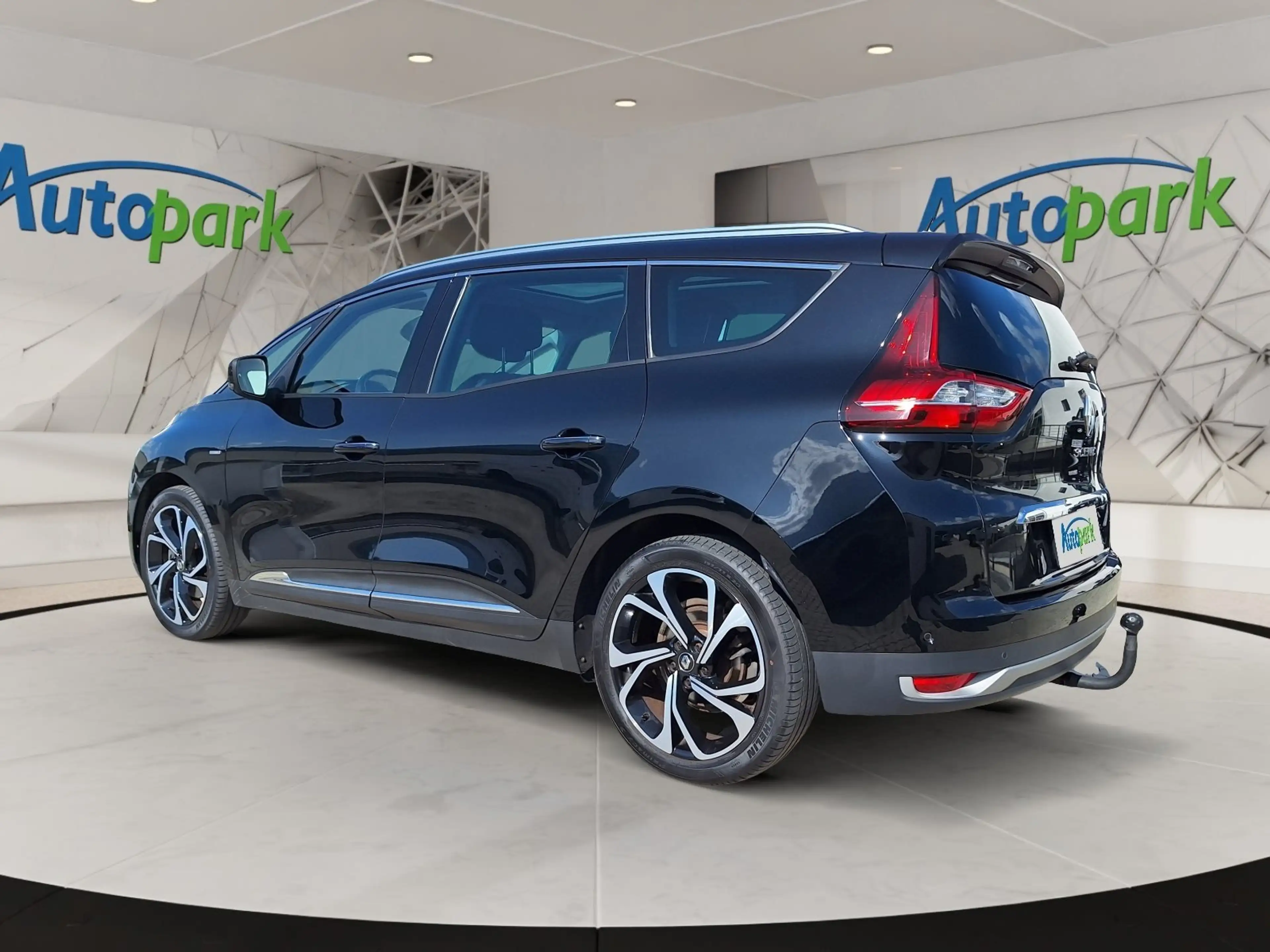 Renault Scenic IV 1,5 dCi 110 Energy BOSE Ed. Grand — photo 6