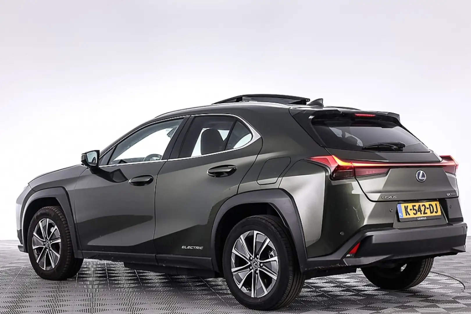 Lexus UX 300e Luxury 54 kWh | SCHUIFDAK | LEDER | STOELVENTILATI Grün - 2