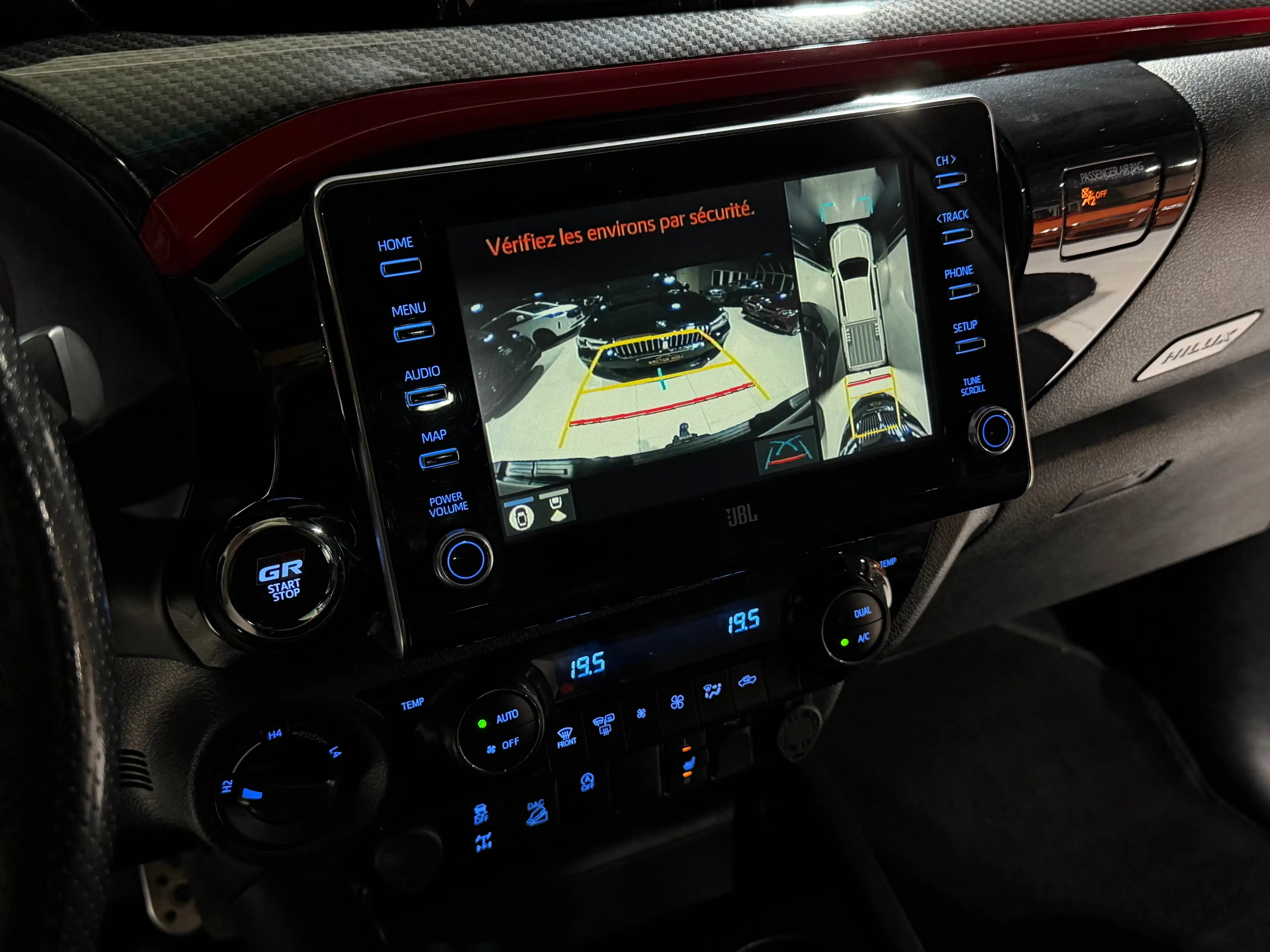 Toyota Hilux 2.8 D-4D 4WD GR Sport Bt Automatique DISTRONIC NAVIGATION CAMERA CARPLAY LED — photo 9