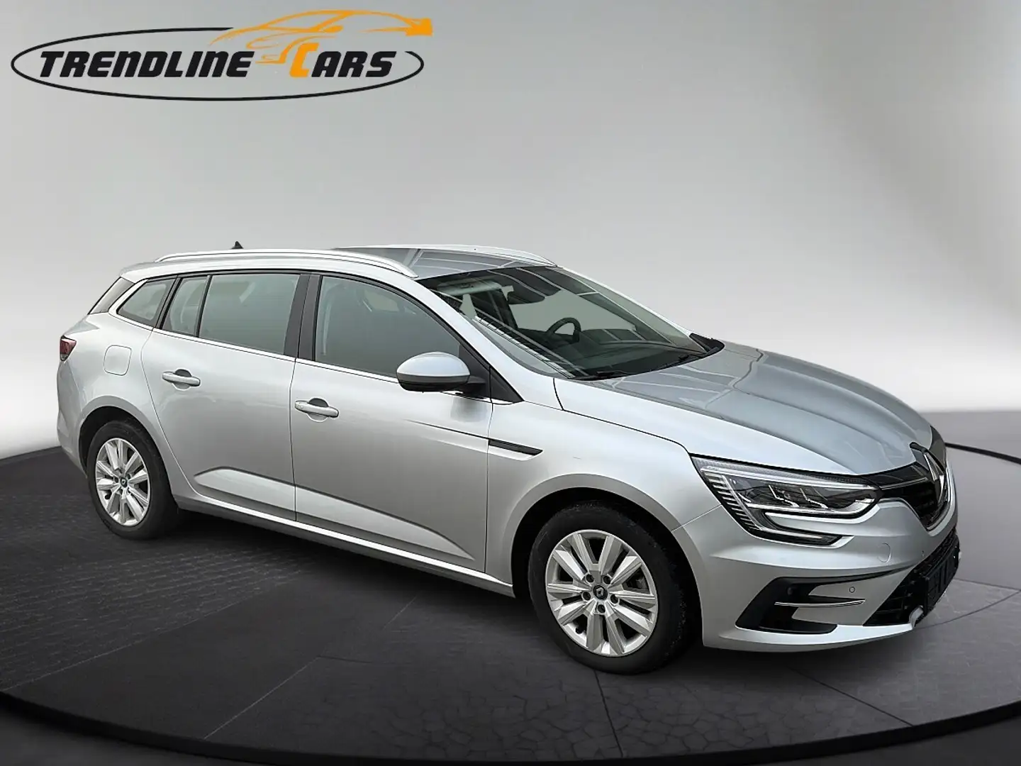 Renault Megane E-Tech Mégane Grandtour E-TECH Plug-In PHEV 160 Silber - 2