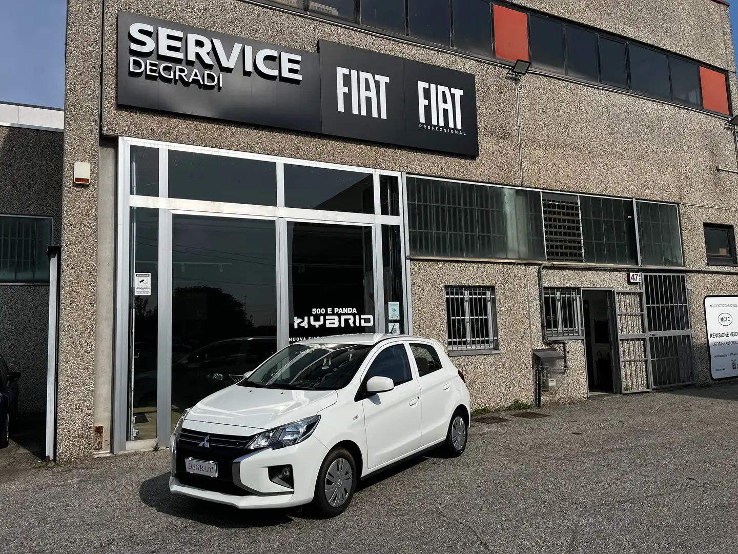 Mitsubishi Space Star 1.2 Invite PERFETTA NEOPATENTATI Km. 12.500 Bianco - 1