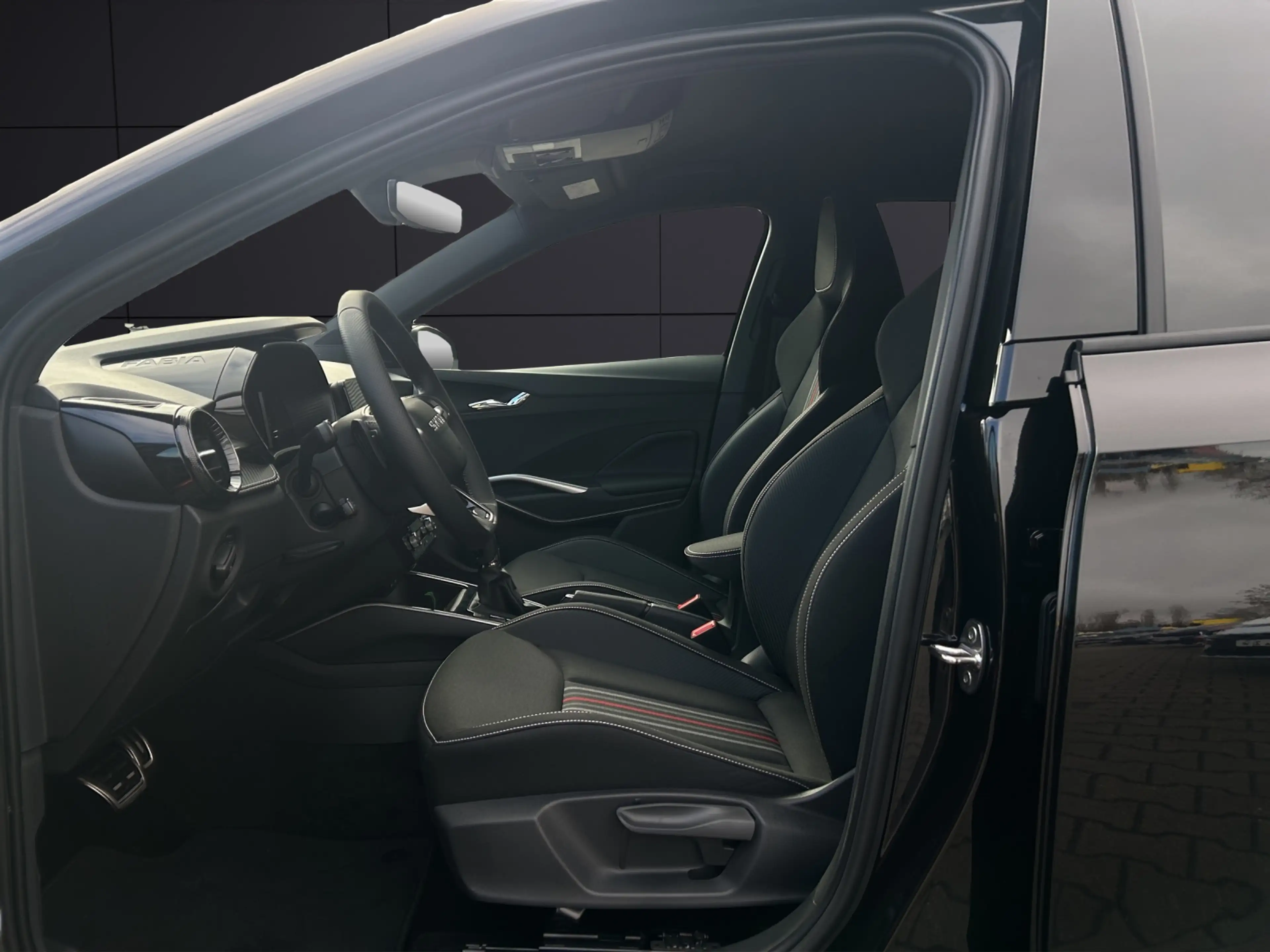 Skoda Fabia 130 Edition DSG ACC Kamera — photo 10