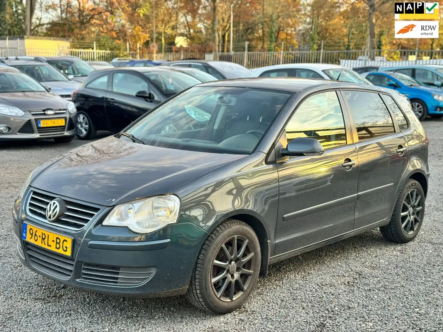Volkswagen Polo 1.4-16V Comfortline Blau - 1