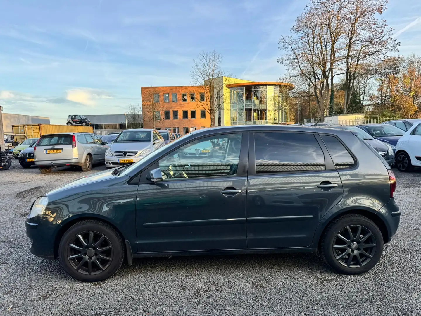 Volkswagen Polo 1.4-16V Comfortline Blau - 2