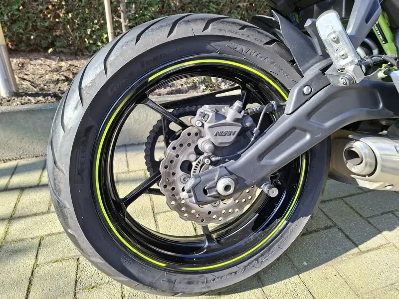 Kawasaki Z 650 - foto 6