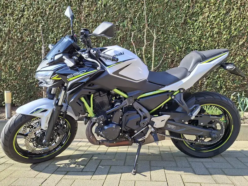 Kawasaki Z 650 - foto 3