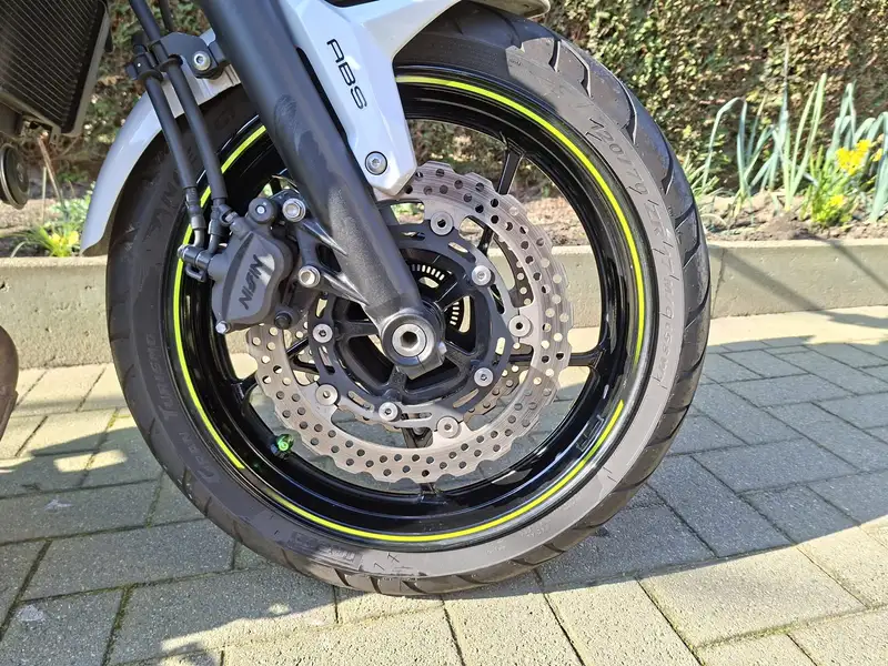 Kawasaki Z 650 - foto 5