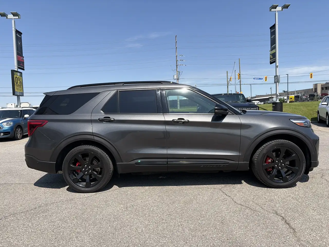 Ford Explorer снимка Ford Explorer