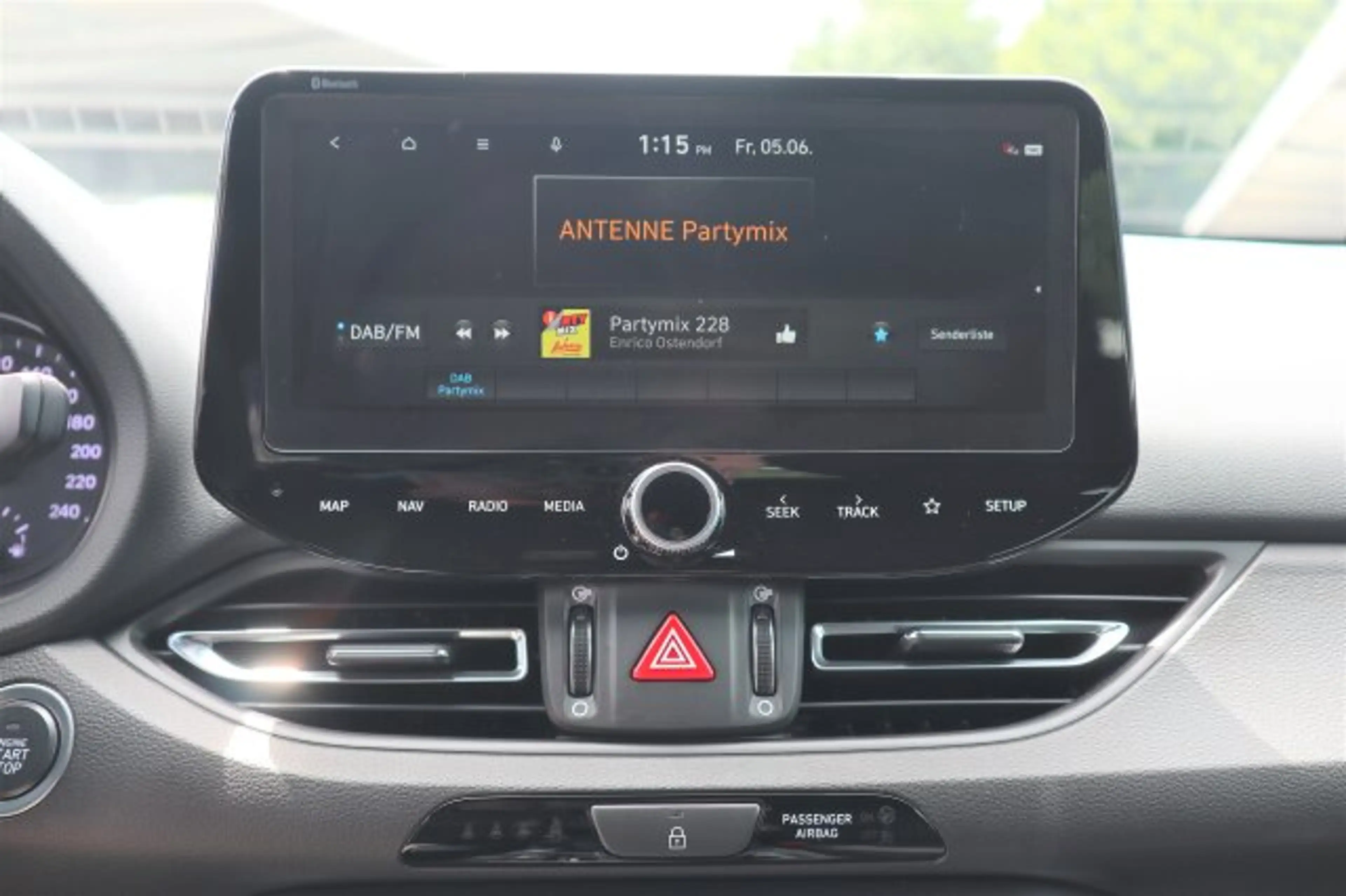 Hyundai i30 1.5 T-GDI N-Line Mild-Hybrid Kamera/Navi/PDC Autom./Klima/BC/Tempomat/eFH./Audiosystem: Radio RDS/Sportsitze — photo 15