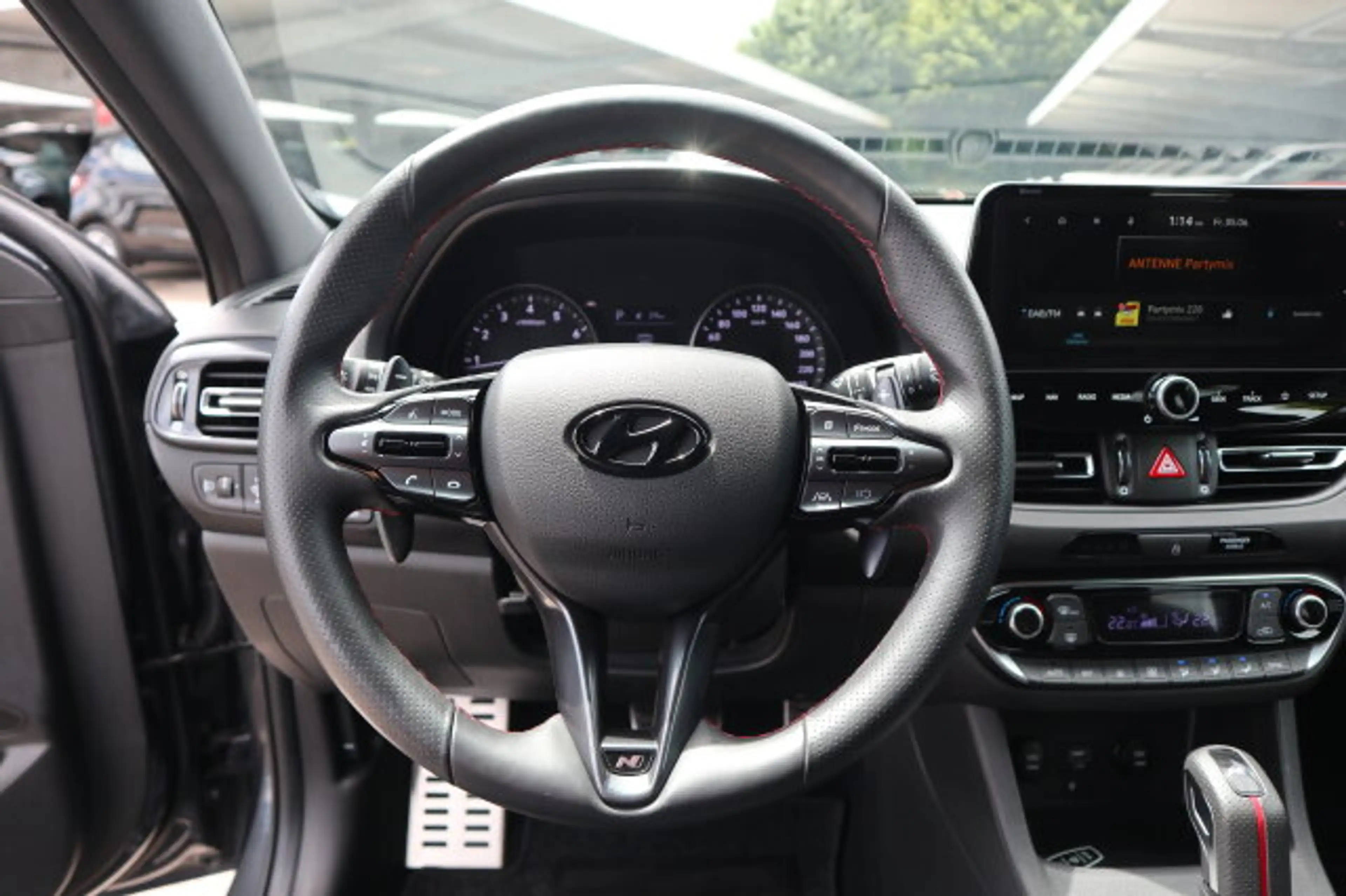 Hyundai i30 1.5 T-GDI N-Line Mild-Hybrid Kamera/Navi/PDC Autom./Klima/BC/Tempomat/eFH./Audiosystem: Radio RDS/Sportsitze — photo 11
