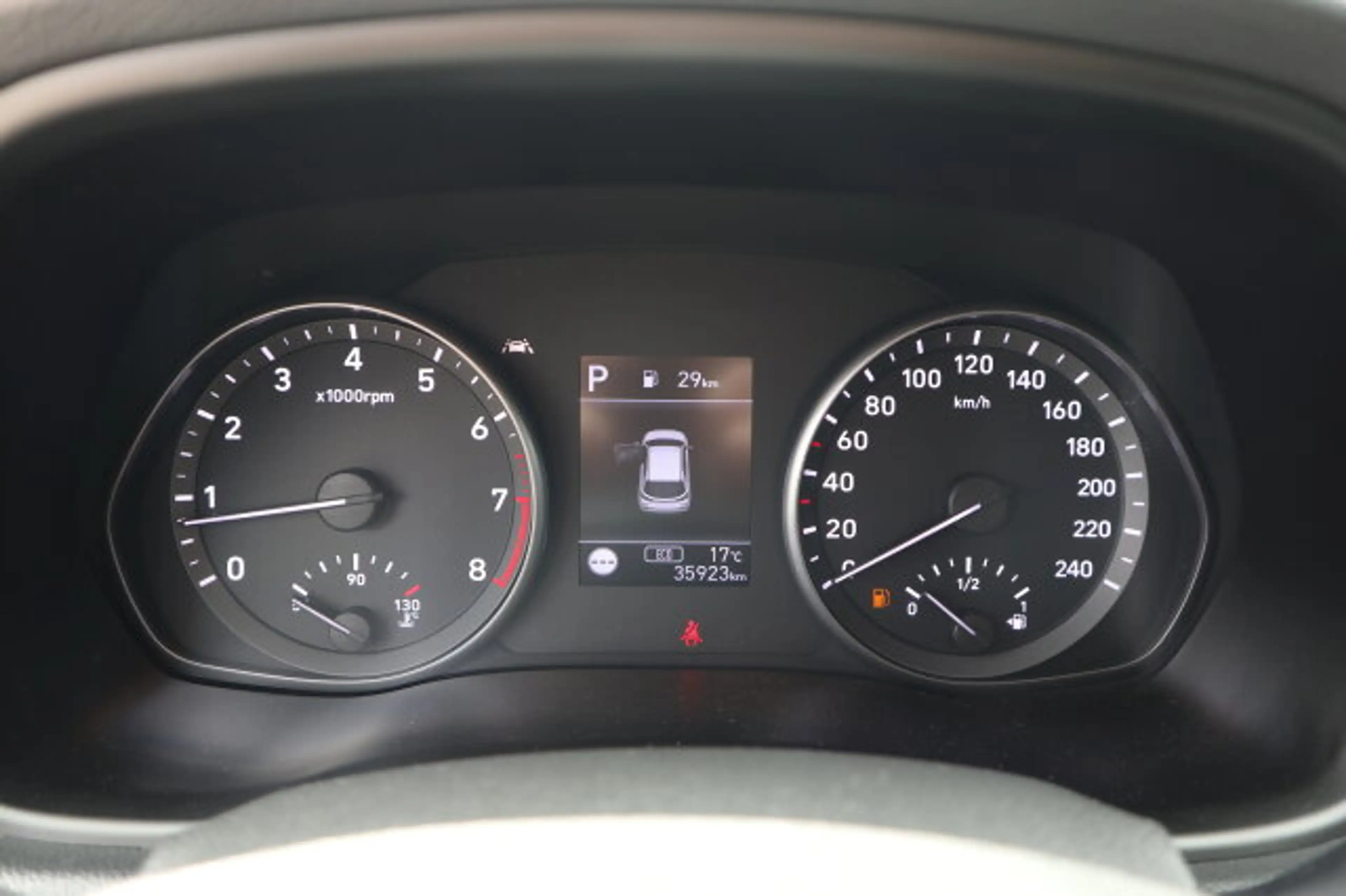 Hyundai i30 1.5 T-GDI N-Line Mild-Hybrid Kamera/Navi/PDC Autom./Klima/BC/Tempomat/eFH./Audiosystem: Radio RDS/Sportsitze — photo 14