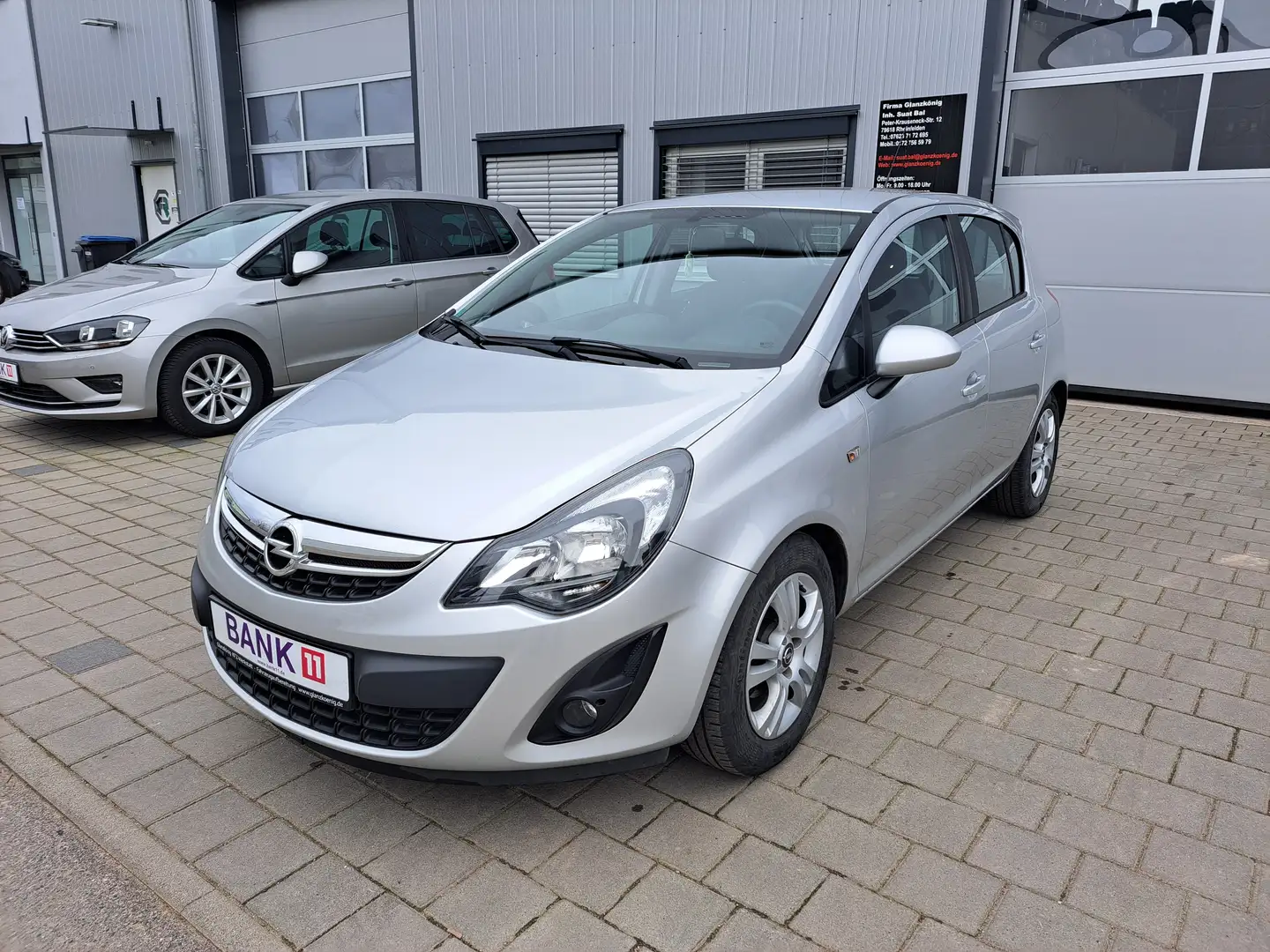 Opel Corsa Energy Silber - 1