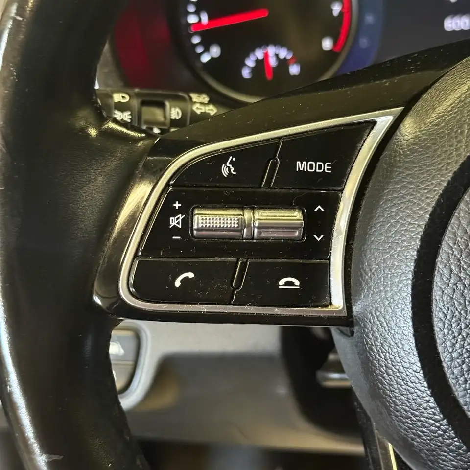 Kia Seltos снимка Kia Seltos