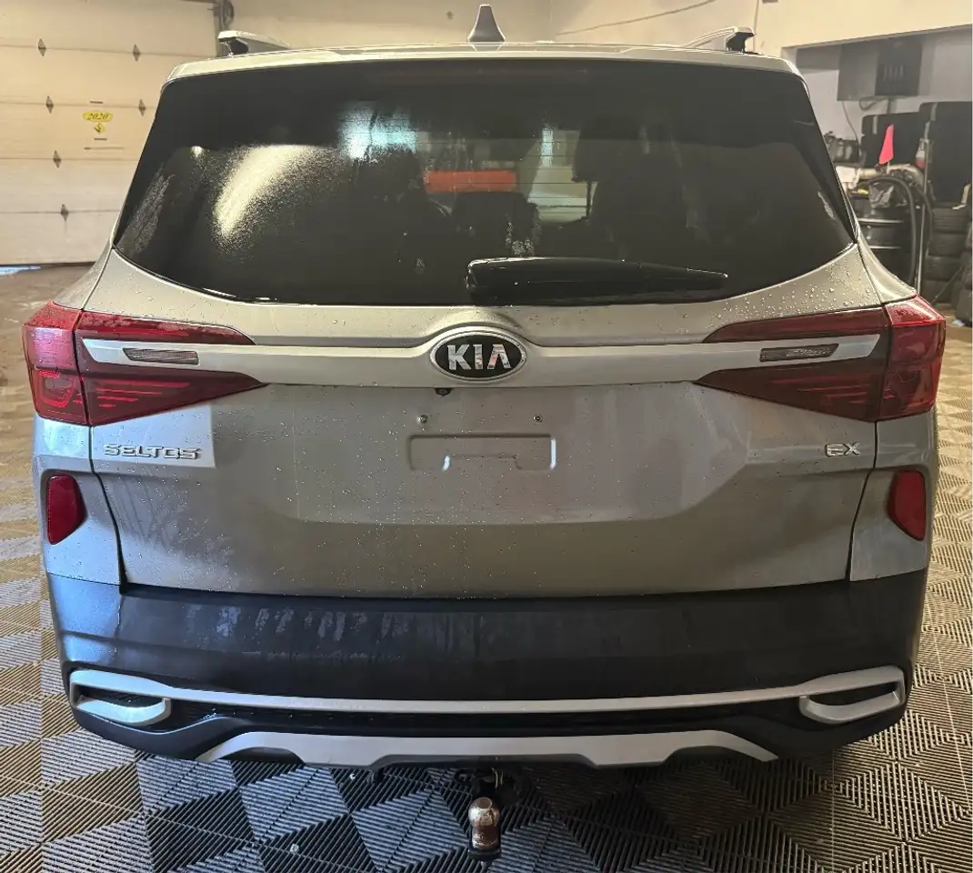 Kia Seltos снимка Kia Seltos