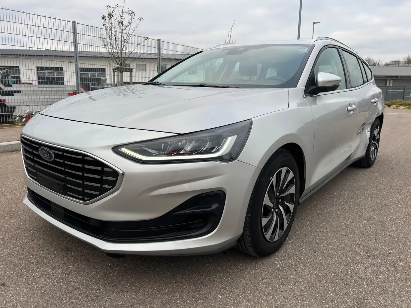 Ford Focus Turnier Titanium Style Argent - 1