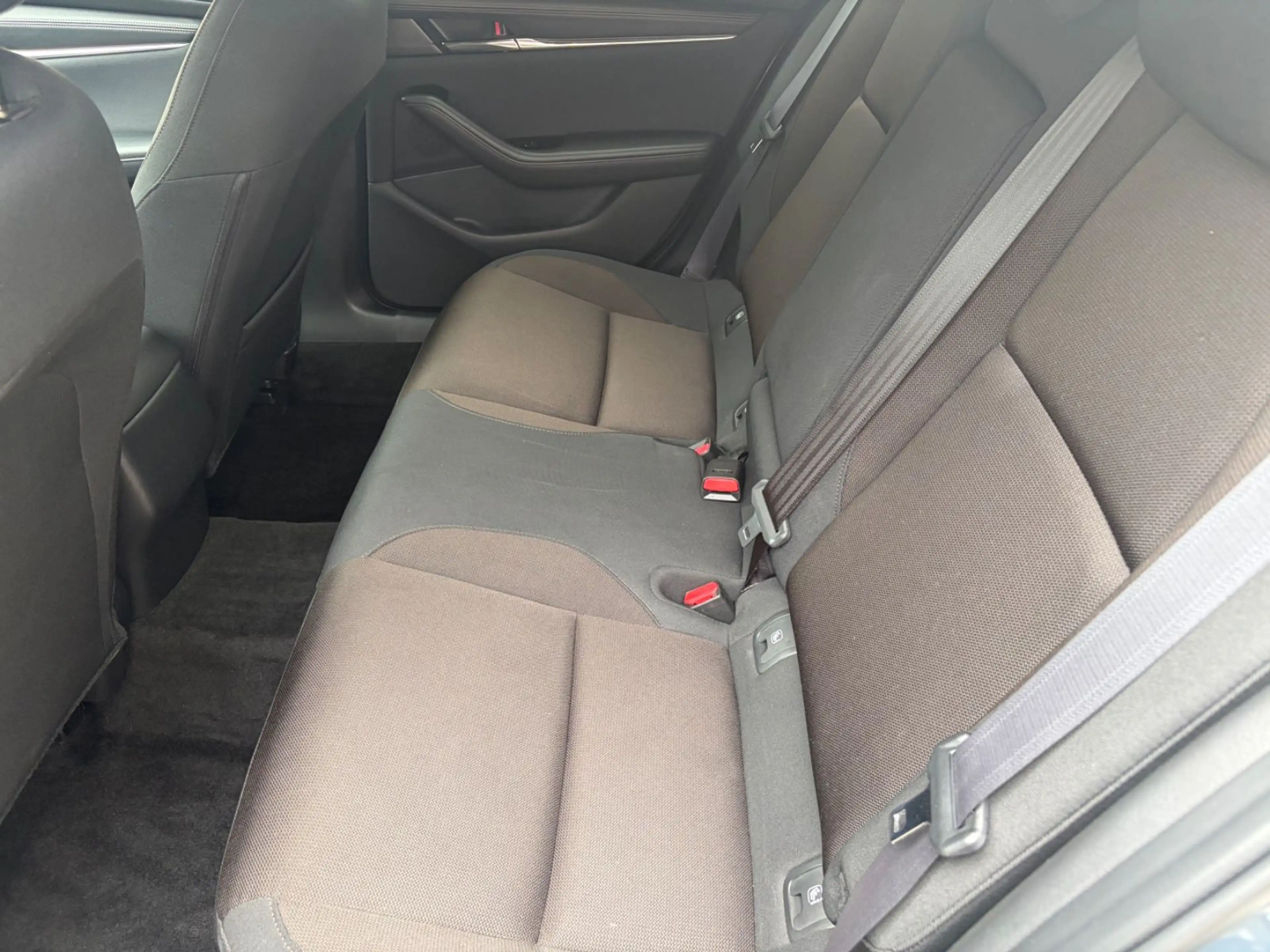 Mazda 3 Mazda 3 Bose/HeadUp/Keyless/Navi/360Kamera — photo 20