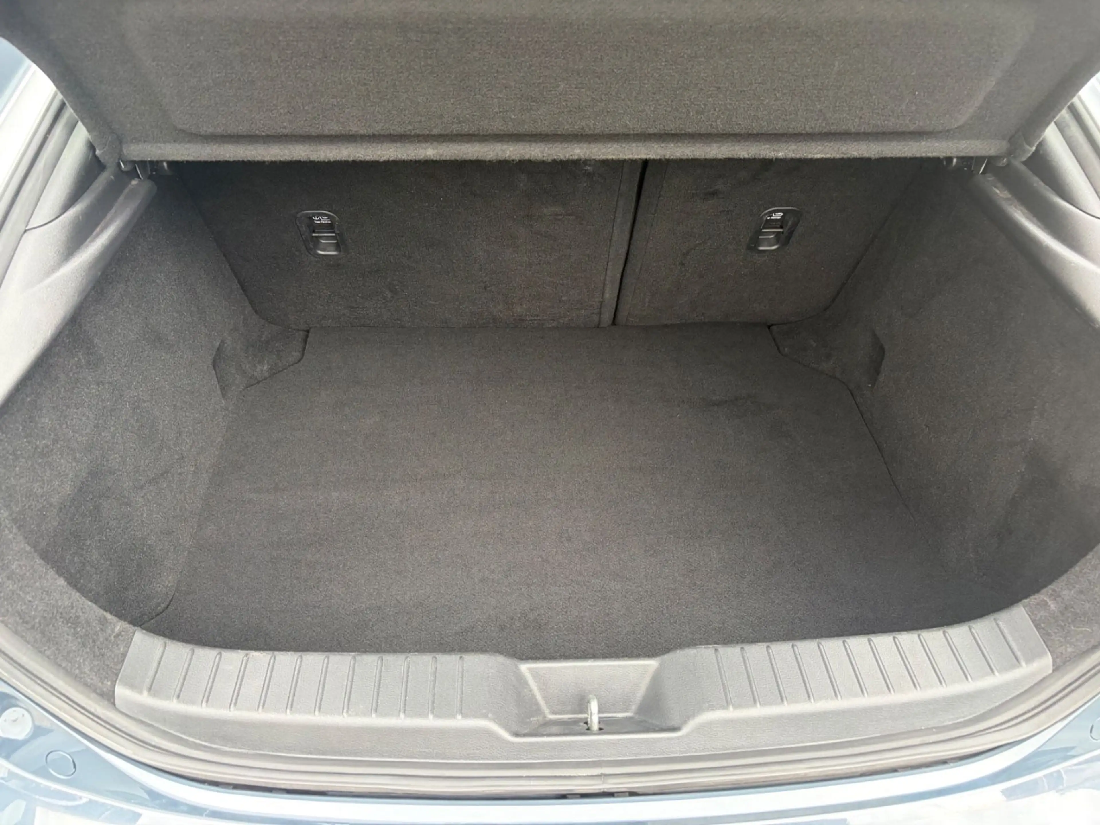 Mazda 3 Mazda 3 Bose/HeadUp/Keyless/Navi/360Kamera — photo 23