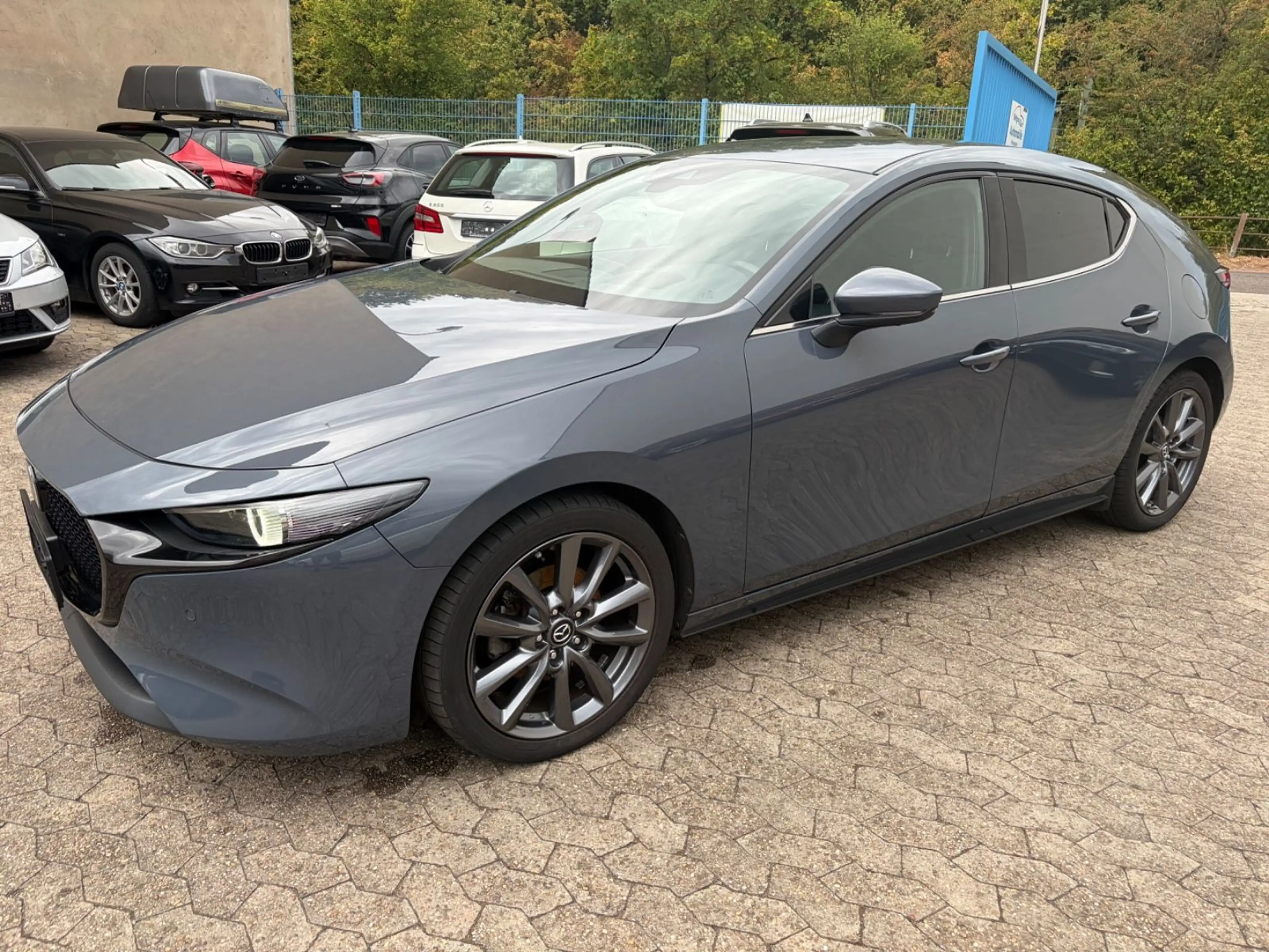Mazda 3 Mazda 3 Bose/HeadUp/Keyless/Navi/360Kamera