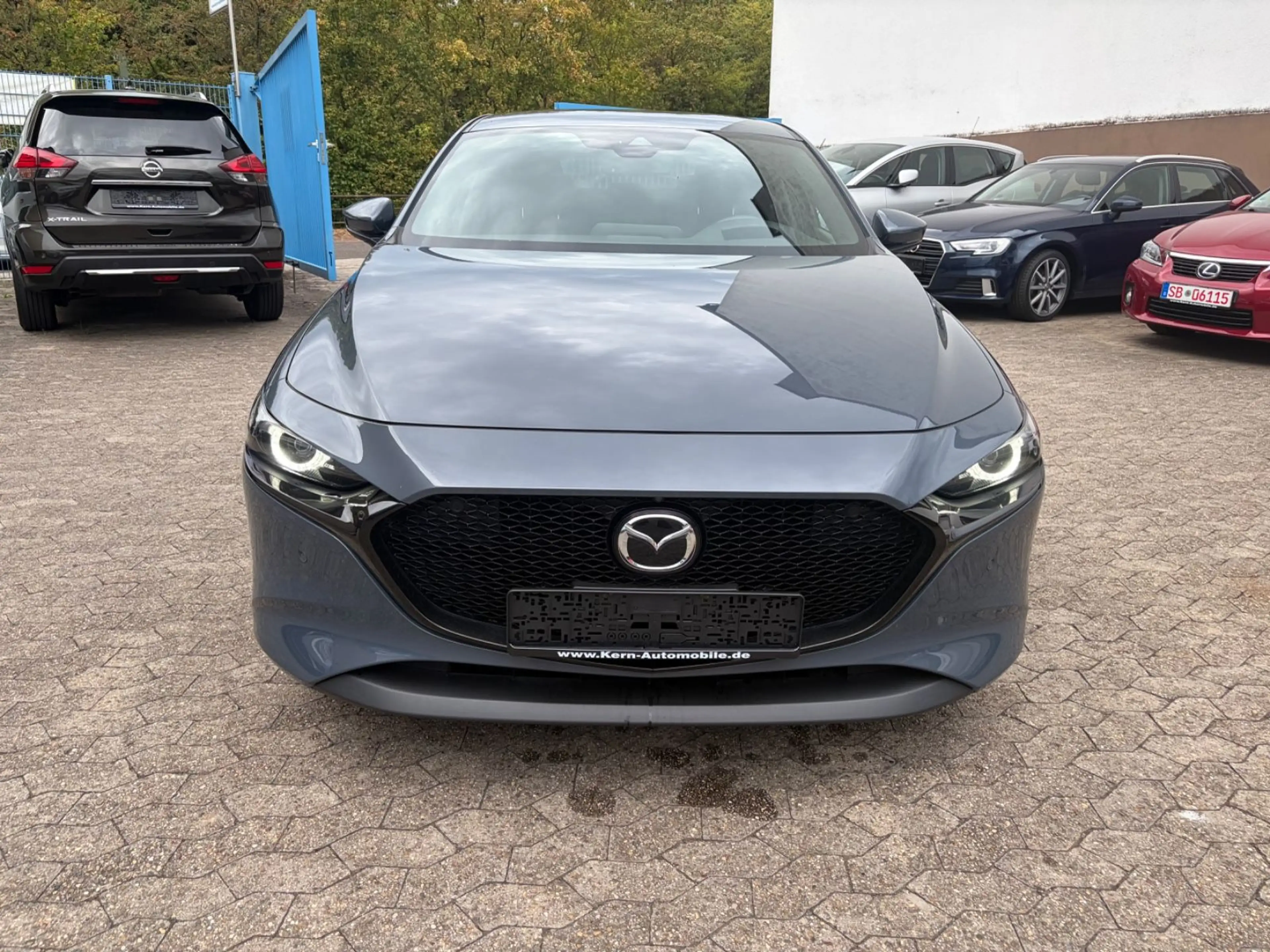 Mazda 3 Mazda 3 Bose/HeadUp/Keyless/Navi/360Kamera — photo 8