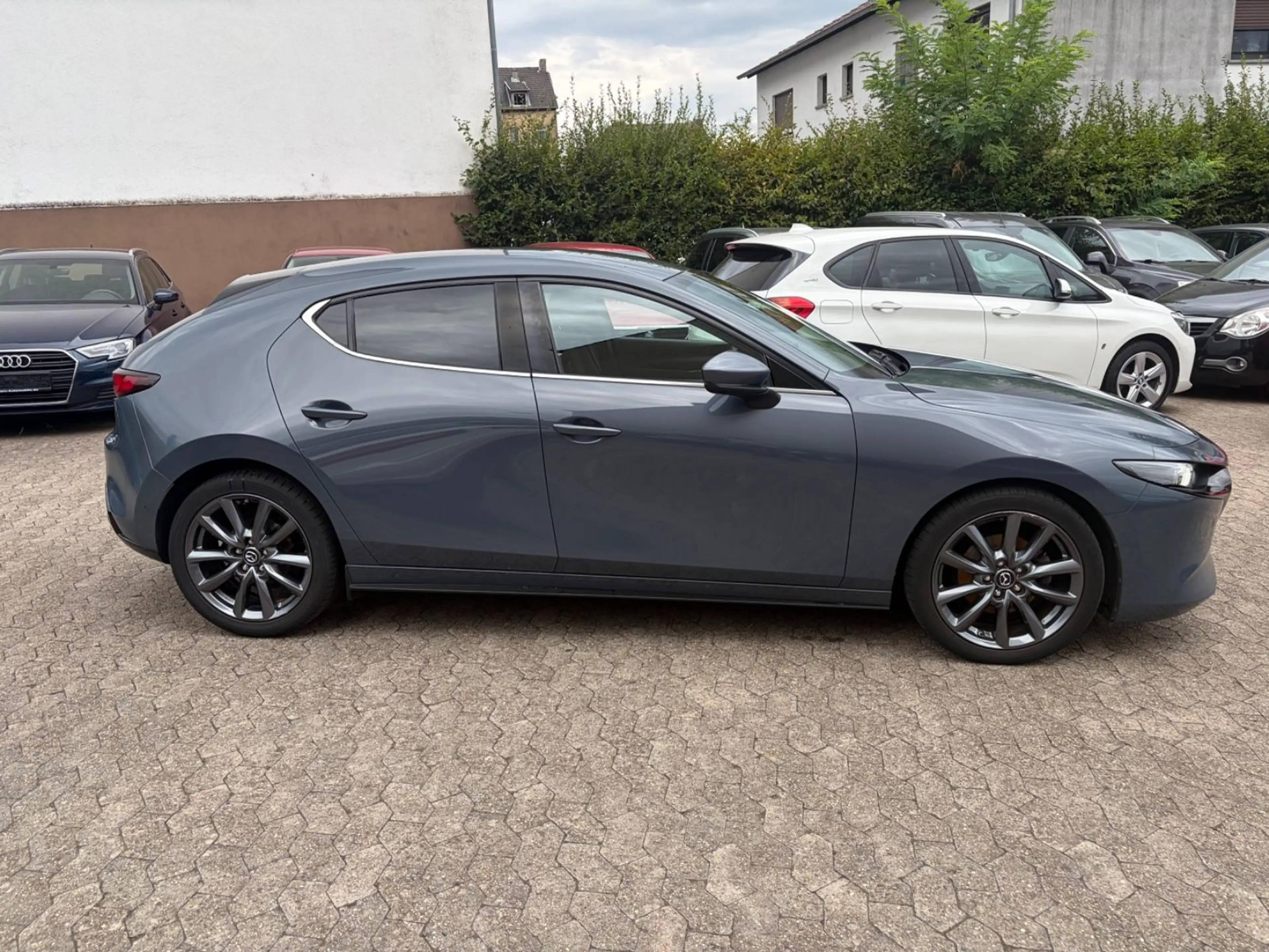 Mazda 3 Mazda 3 Bose/HeadUp/Keyless/Navi/360Kamera — photo 7