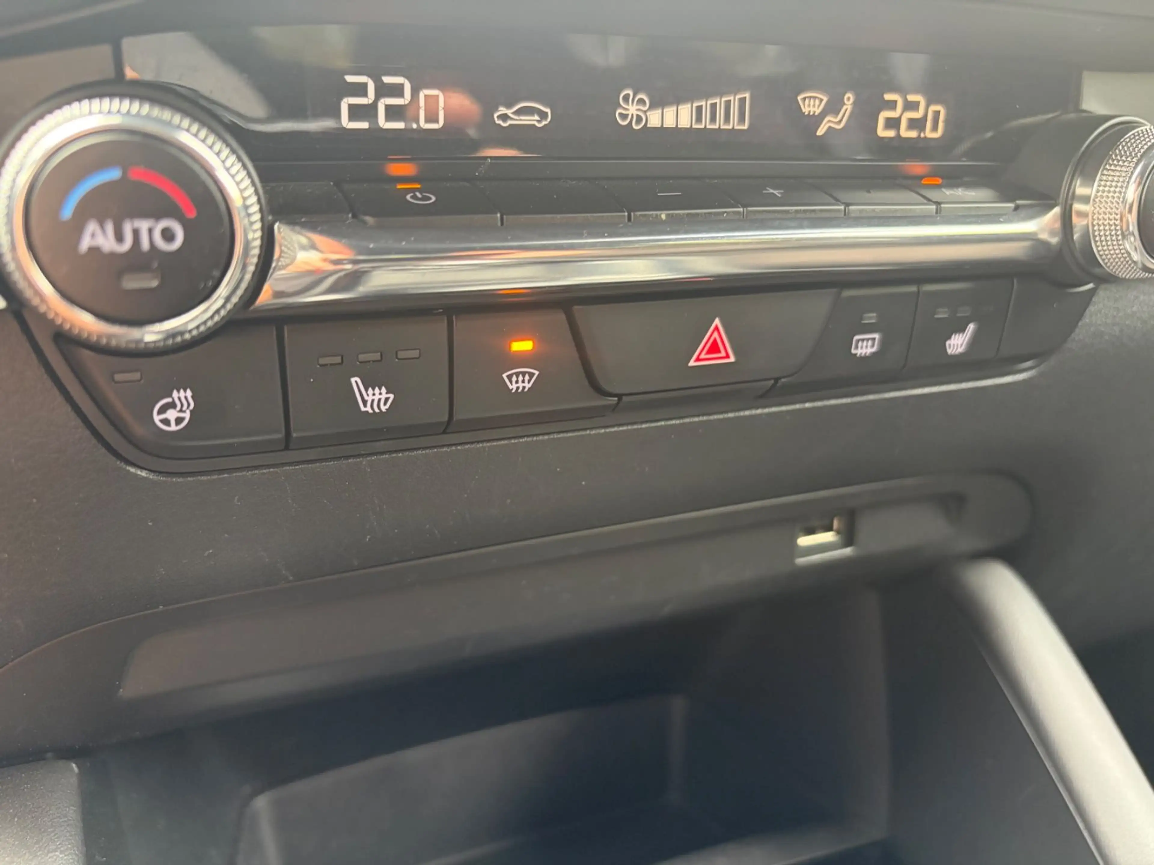Mazda 3 Mazda 3 Bose/HeadUp/Keyless/Navi/360Kamera — photo 16