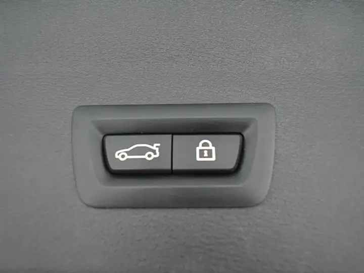BMW X1 sDrive18dA Corporate 2021, foto 35