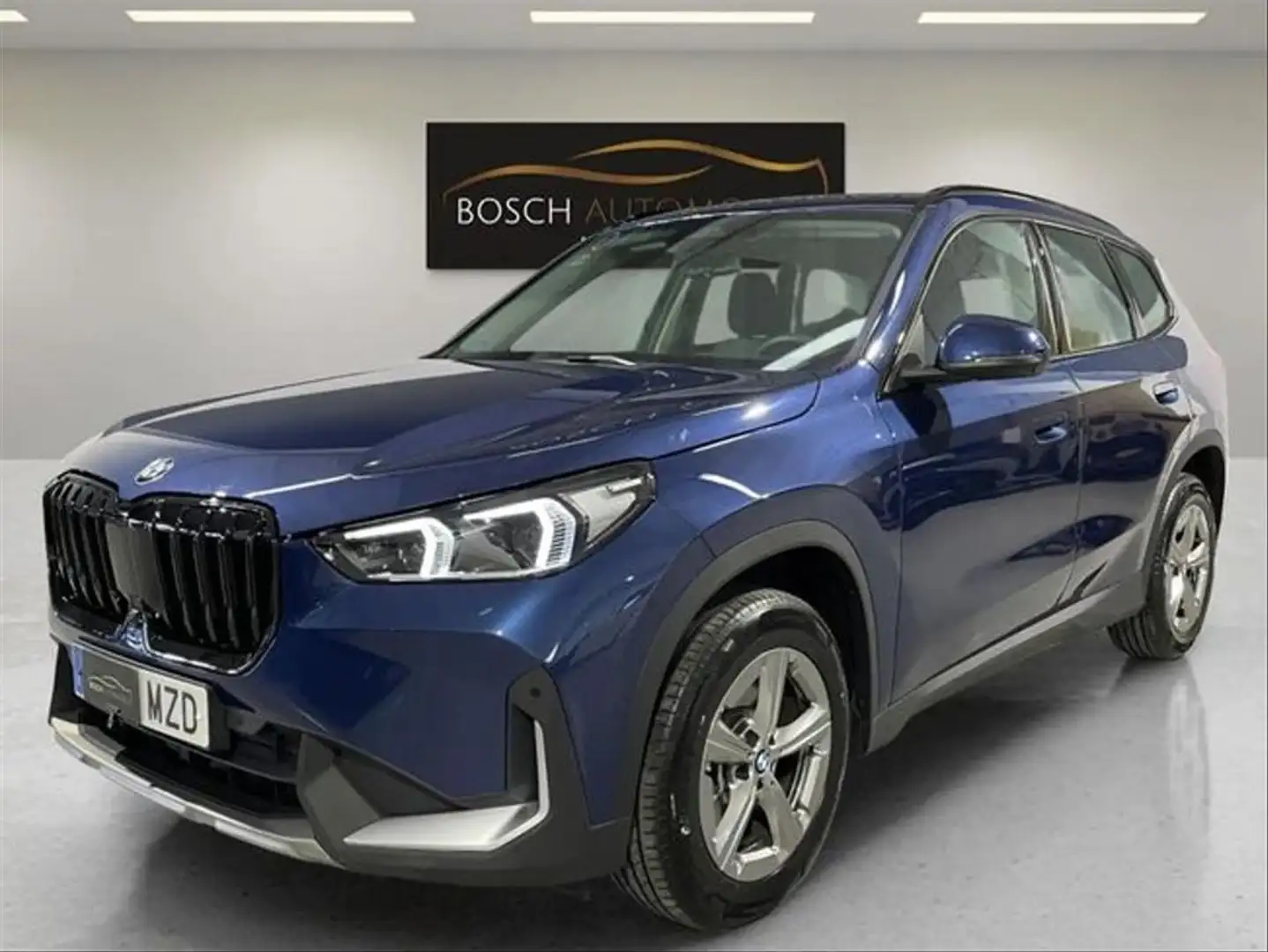 BMW X1 sDrive20i Blau - 1