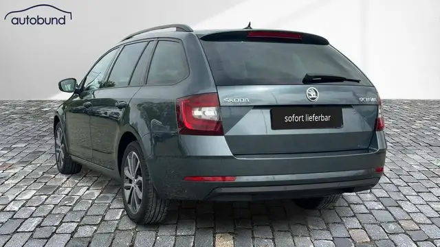 Skoda Octavia view 2