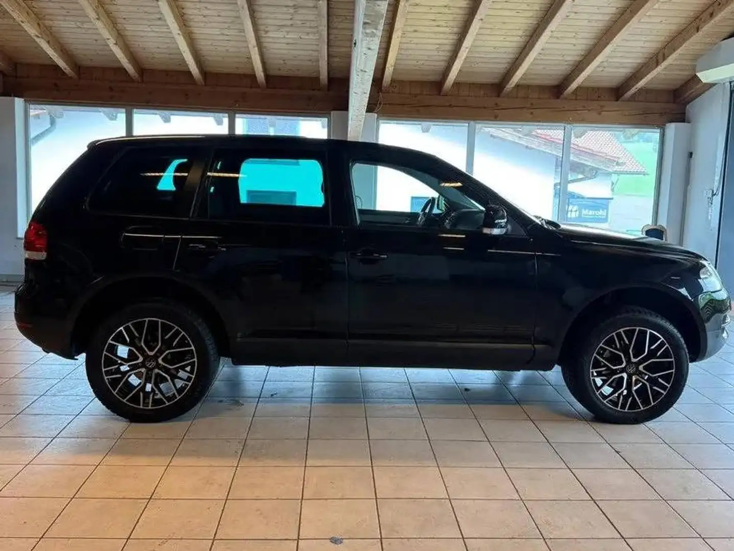 Volkswagen Touareg Touareg 2,5 R5 TDI Schwarz - 1