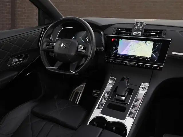 DS Automobiles DS 7 Crossback view 14
